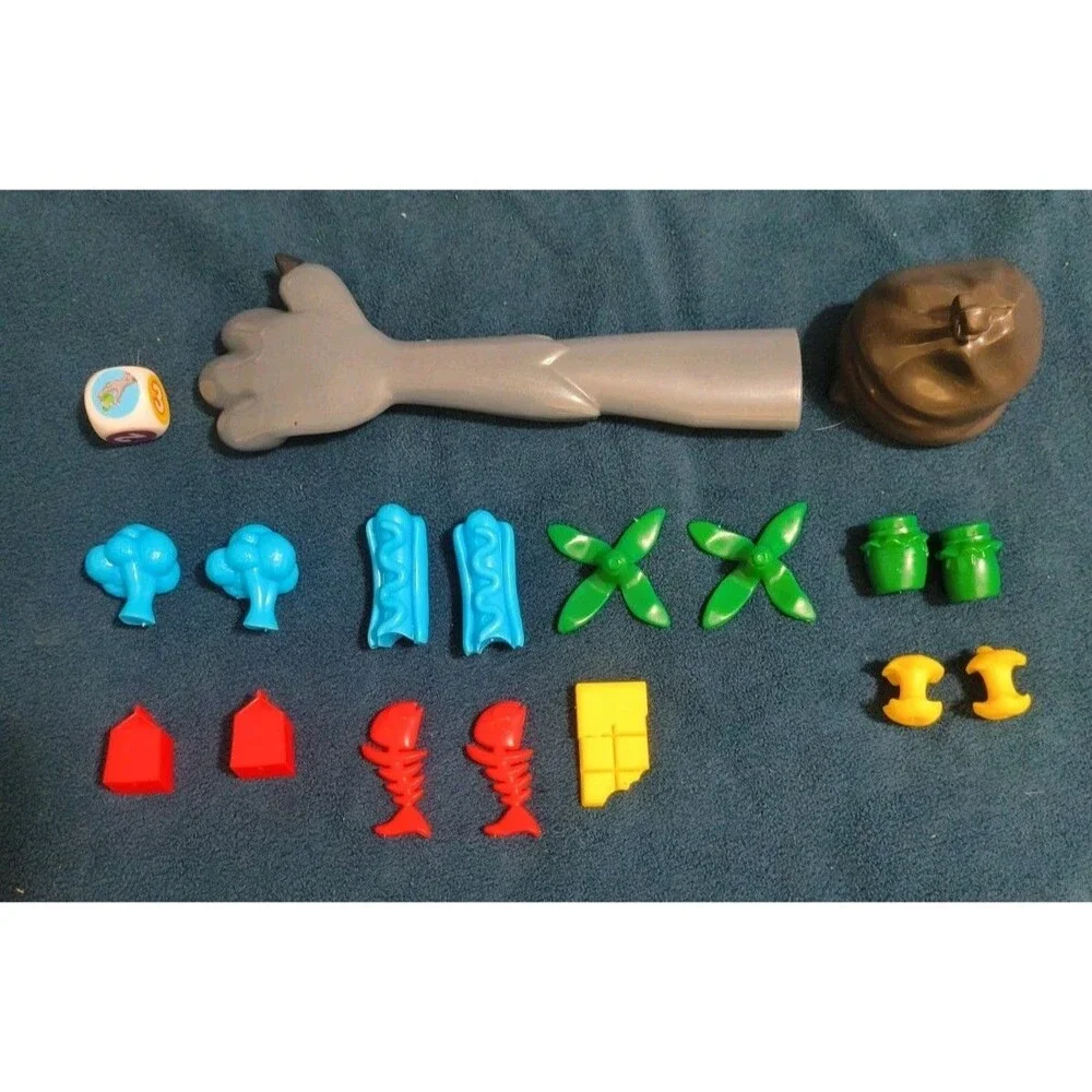 2022 Dumpster Diver Game Goliath Games 99% Complete